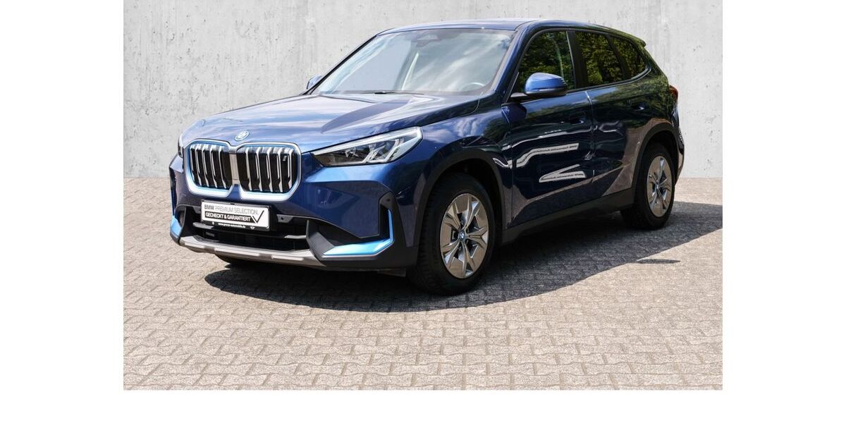 BMW iX1 37.412 km 33.490 &euro; Dormagen 41540