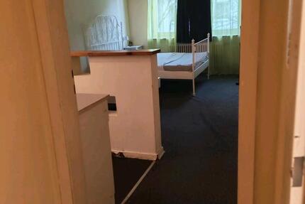 Wohnung Köln Innenstadt - 1 Zimmer, 28 m&sup2;, 850&euro; | Angebot:25714432
