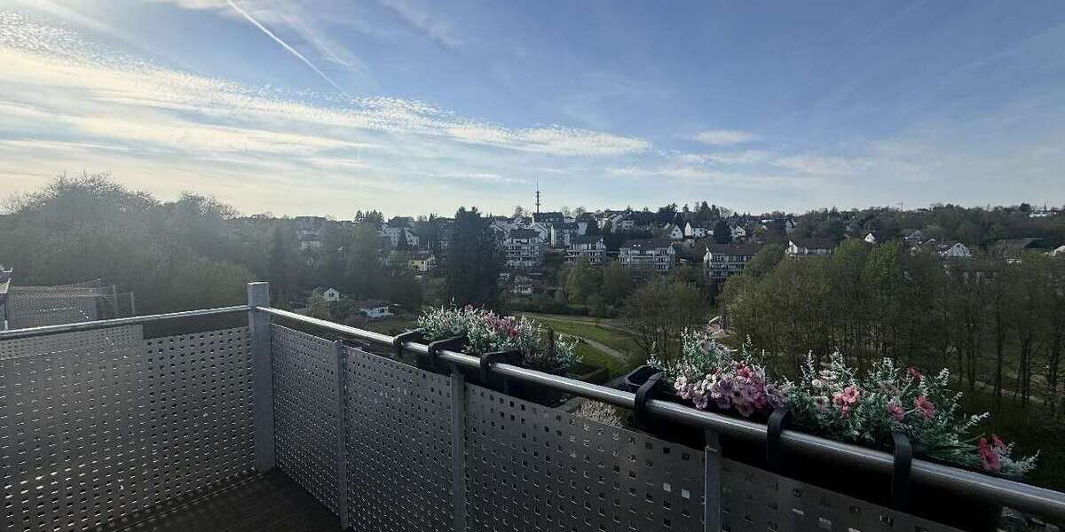 Etagenwohnung Solingen - 3 Zimmer, 104 m&sup2;, 349.000&euro; | Angebot:26317014