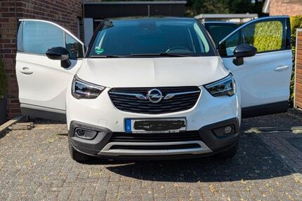 Opel Crossland (X) 5.050 km 14.900 &euro; Leverkusen 51375