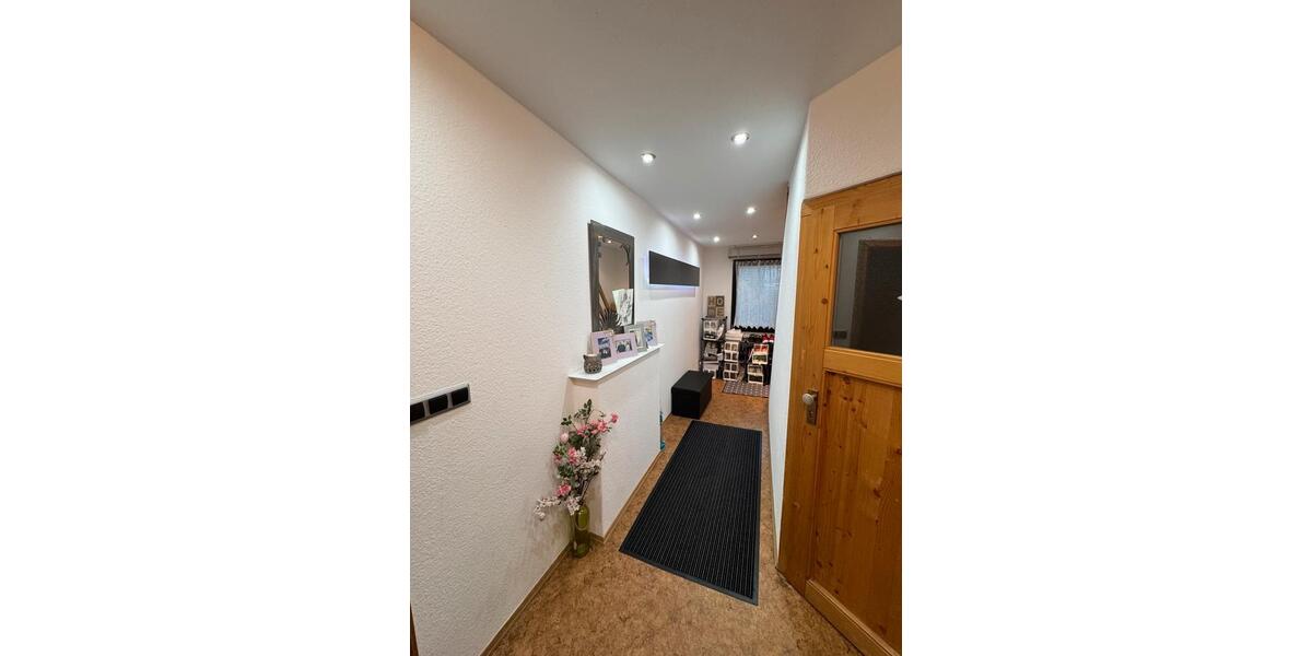 Einfamilienhaus Solingen Burg - 7 Zimmer, 178 m&sup2;, 299.000&euro; | Angebot:26152342