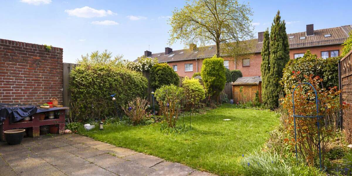 Reihenmittelhaus Neuss Weckhoven - 5 Zimmer, 92 m&sup2;, 295.000&euro; | Angebot:26275850