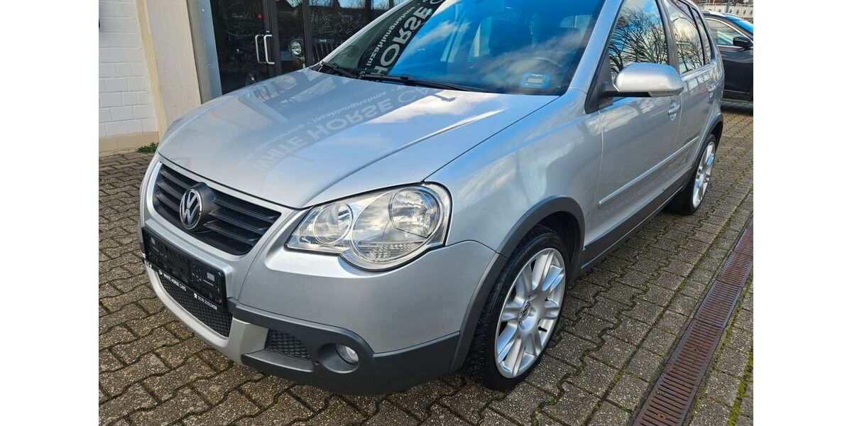 VW Polo 127.387 km 5.598 &euro; Korschenbroich 41352