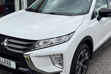 Mitsubishi Eclipse Cross 127.142 km 15.490 &euro; Radevormwald 42477