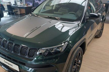 Jeep Compass 4.850 km 30.900 &euro; Solingen 42655