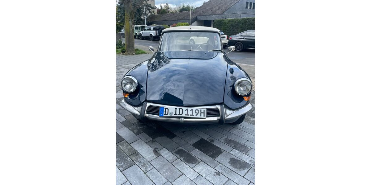 Citroen DS 999.999 km 22.000 &euro; Düsseldorf 40547