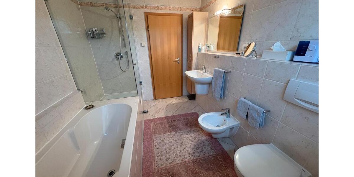 Reihenhaus Düsseldorf Stadtbezirk 5 - 5 Zimmer, 120 m&sup2;, 850.000&euro; | Angebot:26222129