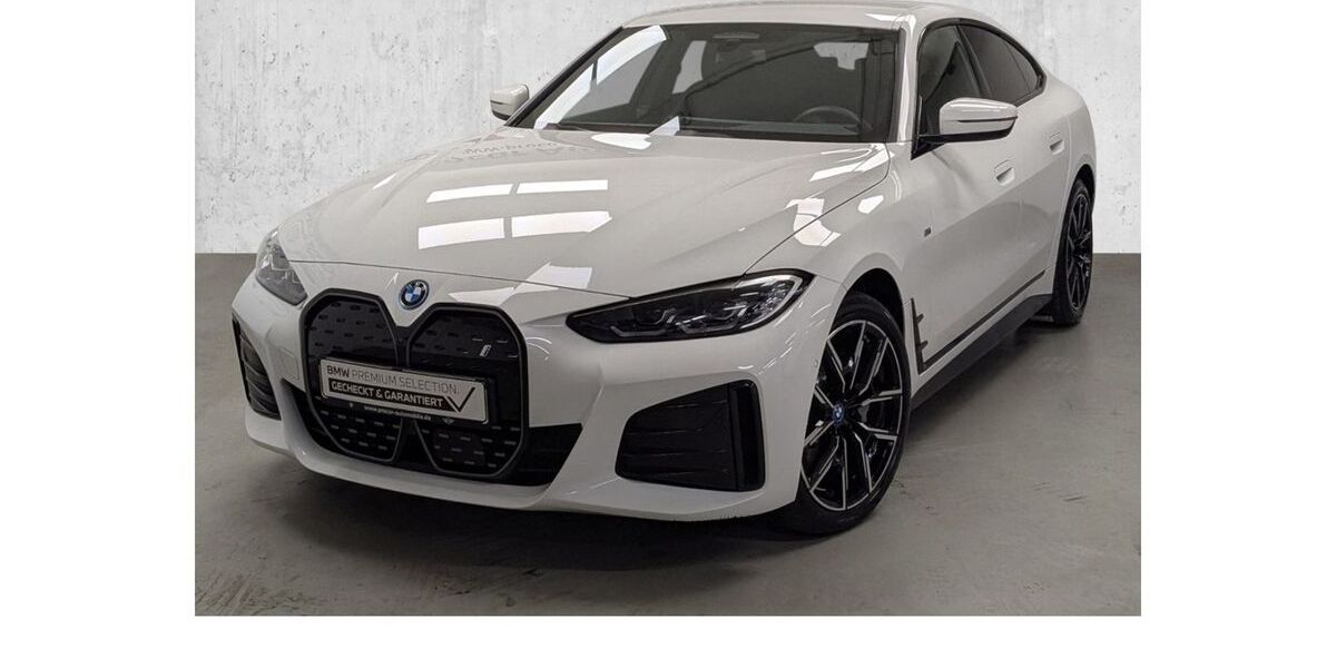 BMW i4 89.075 km 34.940 &euro; Düsseldorf 40595