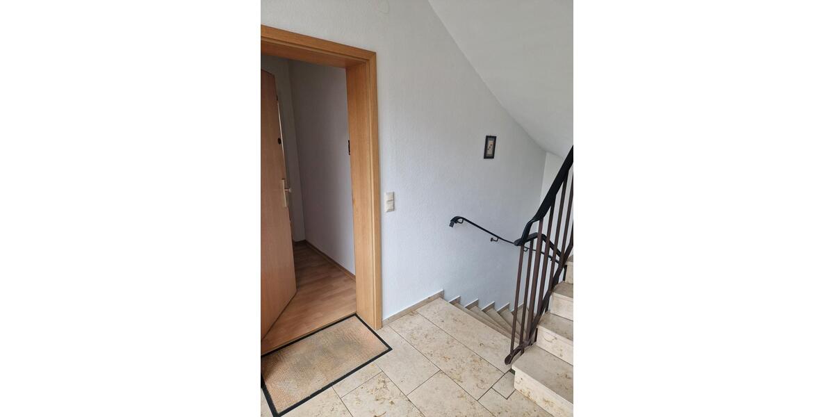 Etagenwohnung Wuppertal Gemarkung Barmen - 3 Zimmer, 84 m&sup2;, 750&euro; | Angebot:26033827