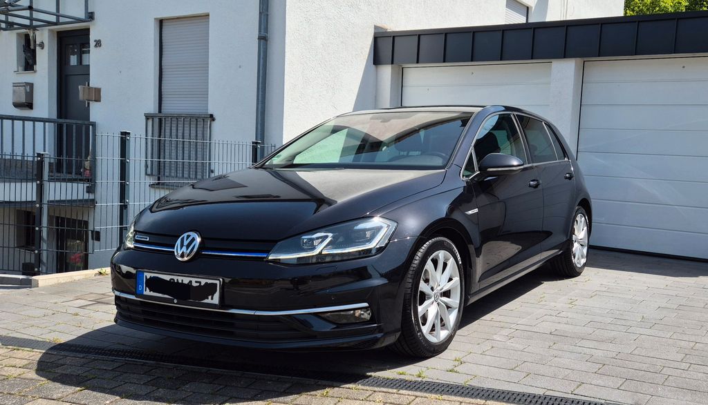 VW Golf 82.000 km 17.700 &euro; Velbert 42551