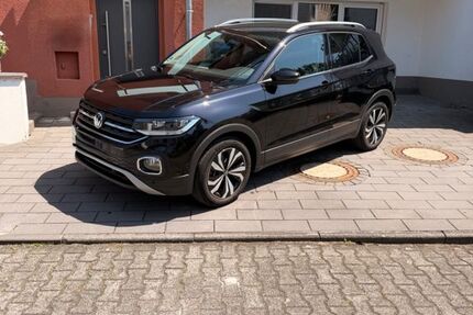 VW T-Cross 42.750 km 16.000 &euro; Wuppertal 42111