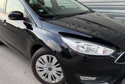 Ford Focus 50.873 km 10.690 &euro; Wuppertal 42285