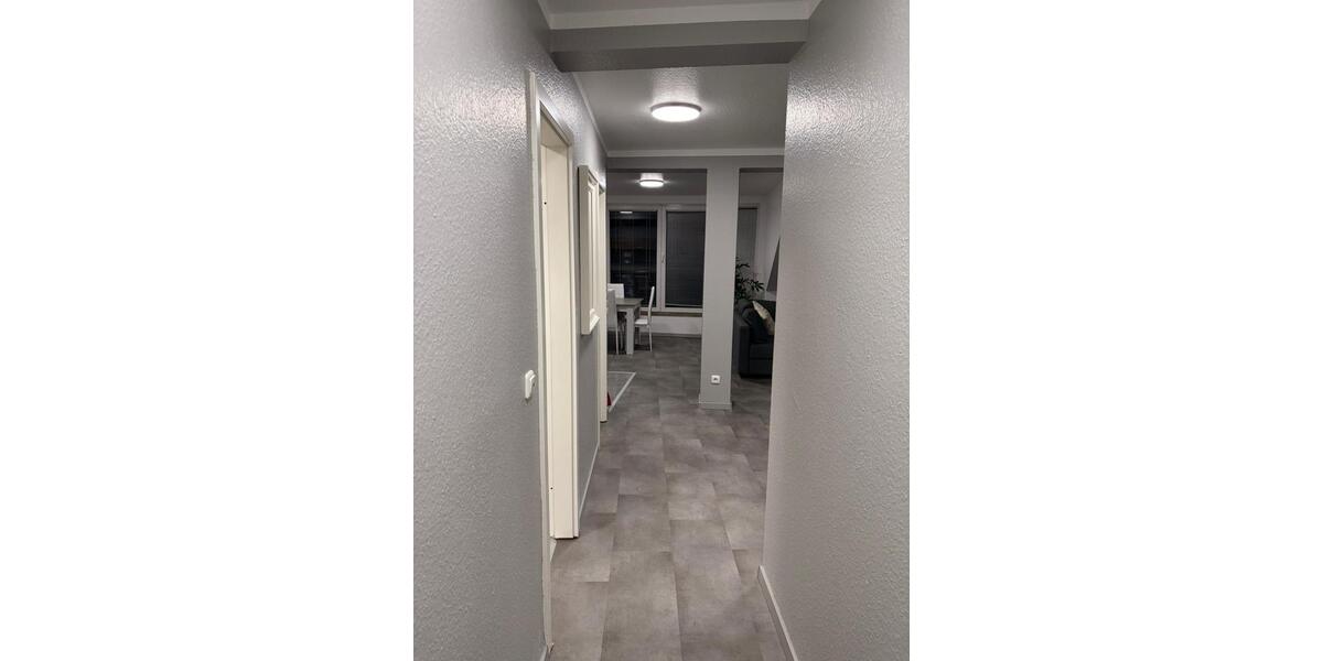 Etagenwohnung Düsseldorf - 2.5 Zimmer, 70 m&sup2;, 1.650&euro; | Angebot:26045515