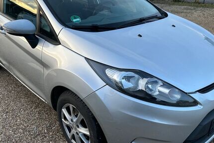 Ford Fiesta 210.000 km 1.999 &euro; Bergisch Gladbach bei Köln 51469