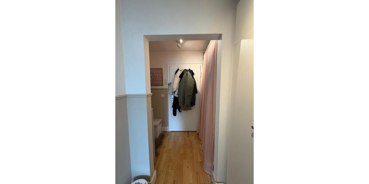 Etagenwohnung Mülheim an der Ruhr - 1 Zimmer, 27 m&sup2;, 374&euro; | Angebot:26300554