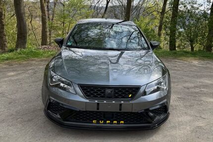 Seat Leon 122.123 km 21.500 &euro; Wuppertal 42283