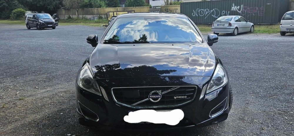Volvo S60 222.000 km 12.500 &euro; Düsseldorf 40213