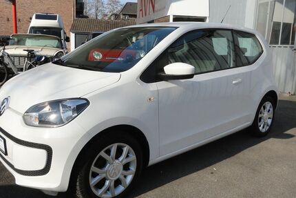 VW up! 168.000 km 3.999 &euro; Neuss 41462