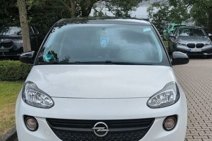Opel Adam 82.000 km 6.700 &euro; Köln 50677