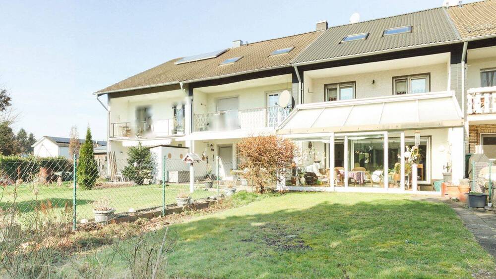 Reihenmittelhaus Burscheid Hilgen - 5 Zimmer, 178 m&sup2;, 389.000&euro; | Angebot:26093590