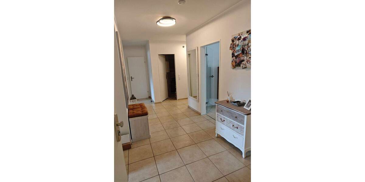 Etagenwohnung Kaarst Büttgen - 4 Zimmer, 101 m&sup2;, 370.000&euro; | Angebot:25731391