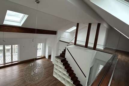 Wohnung Düsseldorf Stadtmitte - 4 Zimmer, 183 m&sup2;, 3.390&euro; | Angebot:26311818