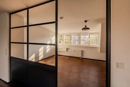 Wohnung Düsseldorf Derendorf - 3 Zimmer, 111 m&sup2;, 1.990&euro; | Angebot:27595133