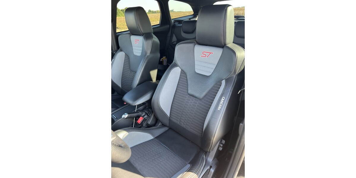 Ford Focus 84.900 km 16.900 &euro; Köln 50667