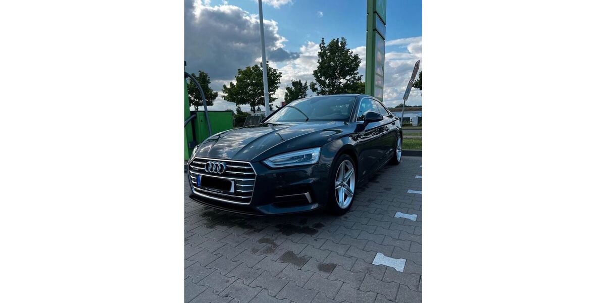 Audi A5 169.000 km 18.000 &euro; Düsseldorf 40229