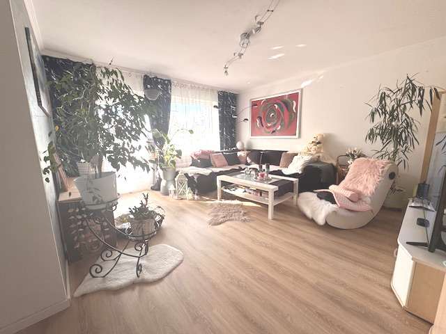 Etagenwohnung Kaarst - 4 Zimmer, 91 m&sup2;, 229.000&euro; | Angebot:23719460