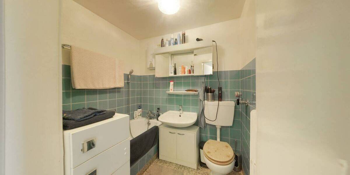 Etagenwohnung Düsseldorf Lierenfeld - 3 Zimmer, 81 m&sup2;, 279.000&euro; | Angebot:26260957