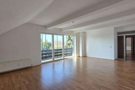 Wohnung Köln-Widdersdorf Widdersdorf - 3 Zimmer, 104 m&sup2;, 1.352&euro; | Angebot:23864152