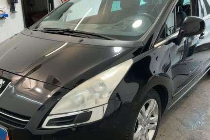 Peugeot 5008 144.365 km 7.998 &euro; Grevenbroich 41063