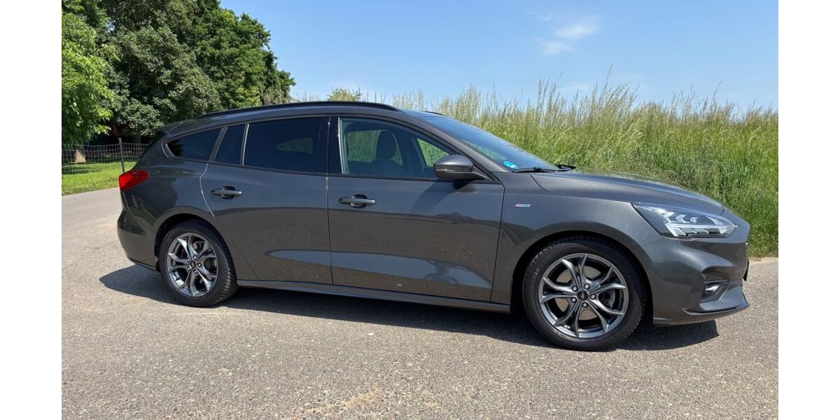 Ford Focus 75.000 km 14.500 &euro; Kaarst 41564