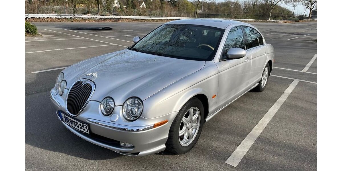 Jaguar S-Type 181.000 km 3.700 &euro; Leverkusen 51379