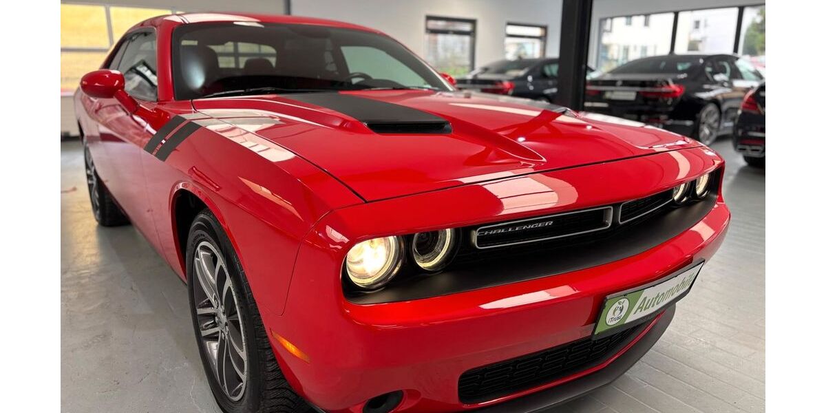 Dodge Challenger 131.500 km 21.999 &euro; Solingen 42697