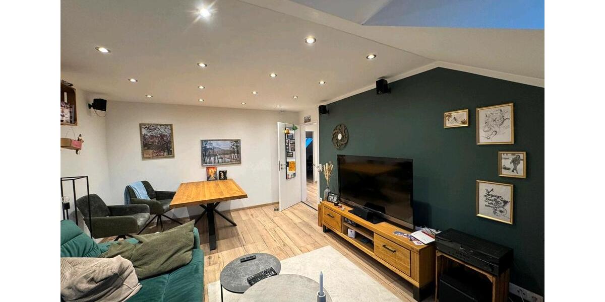 Dachgeschoßwohnung Remscheid Reinshagen - 2 Zimmer, 50 m&sup2;, 150.000&euro; | Angebot:26286930