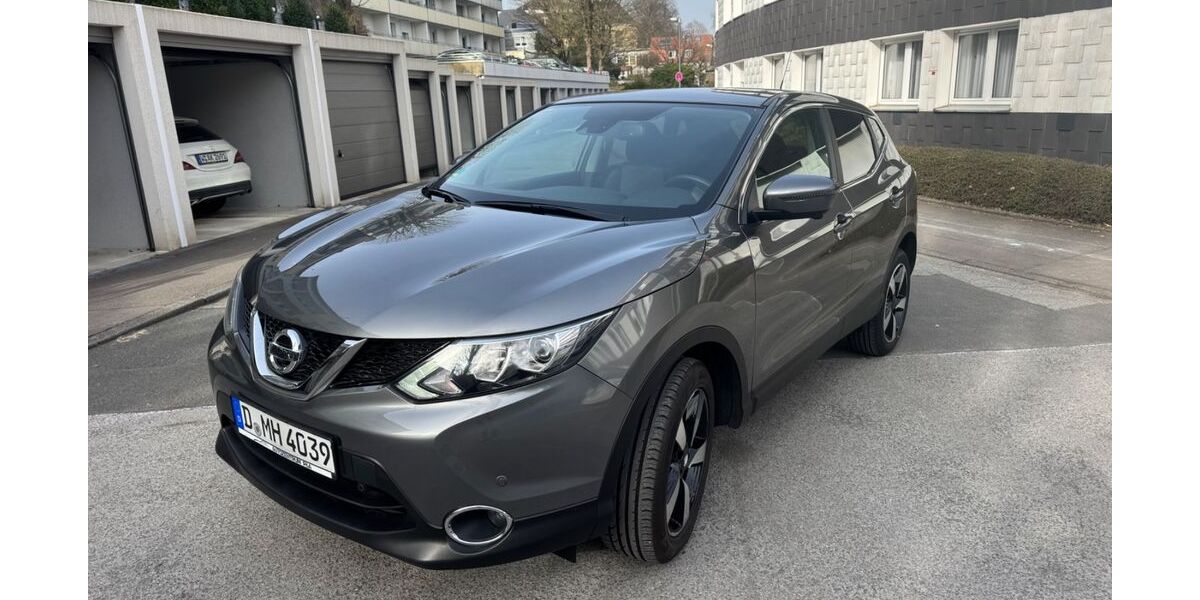 Nissan Qashqai 25.000 km 14.490 &euro; Wuppertal 42349