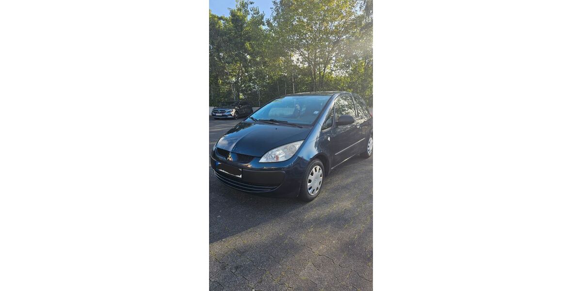 Mitsubishi Colt 297.240 km 1.300 &euro; Köln 50668