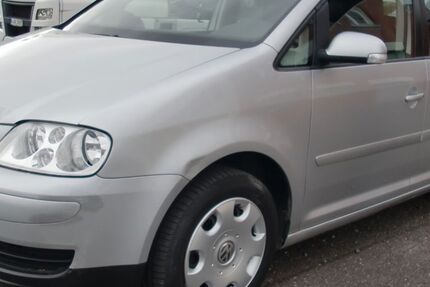 VW Touran 184.665 km 1.999 &euro; köln 51149