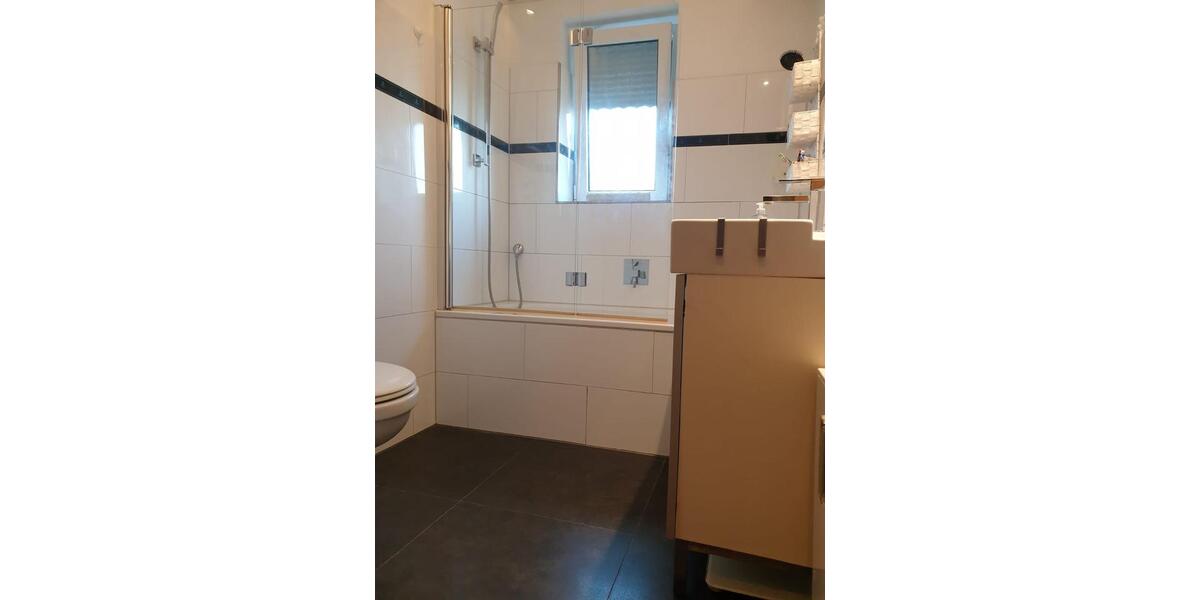 Etagenwohnung Neuss Furth-Mitte - 3 Zimmer, 71 m&sup2;, 209.000&euro; | Angebot:26256478