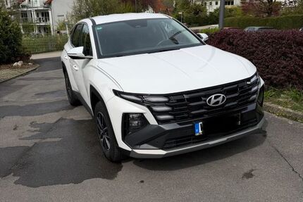 Hyundai TUCSON 35.416 km 25.900 &euro; Wuppertal 42111