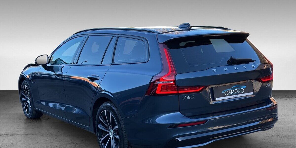 Volvo V60 T8 Plus Dark Hybrid AWD Leder LED AHK 12.629 km 28.900 &euro; Wuppertal 42327