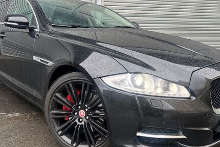 Jaguar XJ 135.779 km 16.990 &euro; Wuppertal 42285