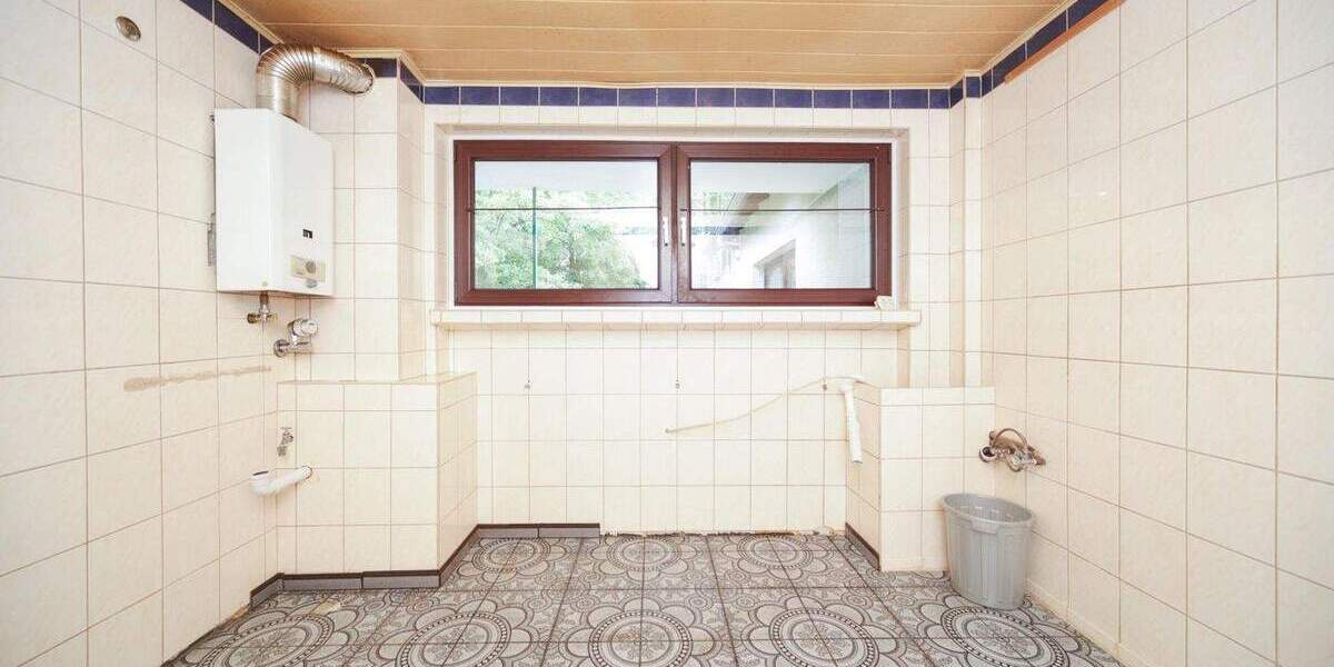 Etagenwohnung Wuppertal Barmen - 3 Zimmer, 87 m&sup2;, 150.000&euro; | Angebot:25865346
