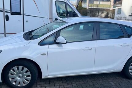Opel Astra 90.000 km 6.200 &euro; Bergisch Gladbach 51469