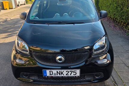 Smart ForFour 65.800 km 6.900 &euro; Düsseldorf 40472
