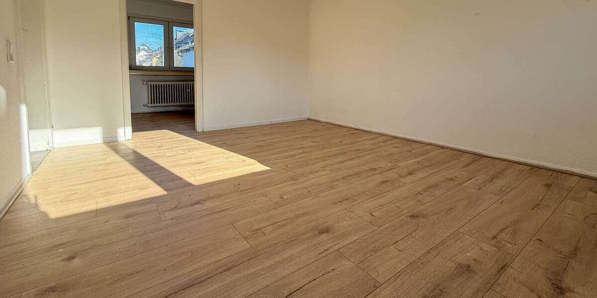 Etagenwohnung Velbert - 3 Zimmer, 72 m&sup2;, 650&euro; | Angebot:25879820