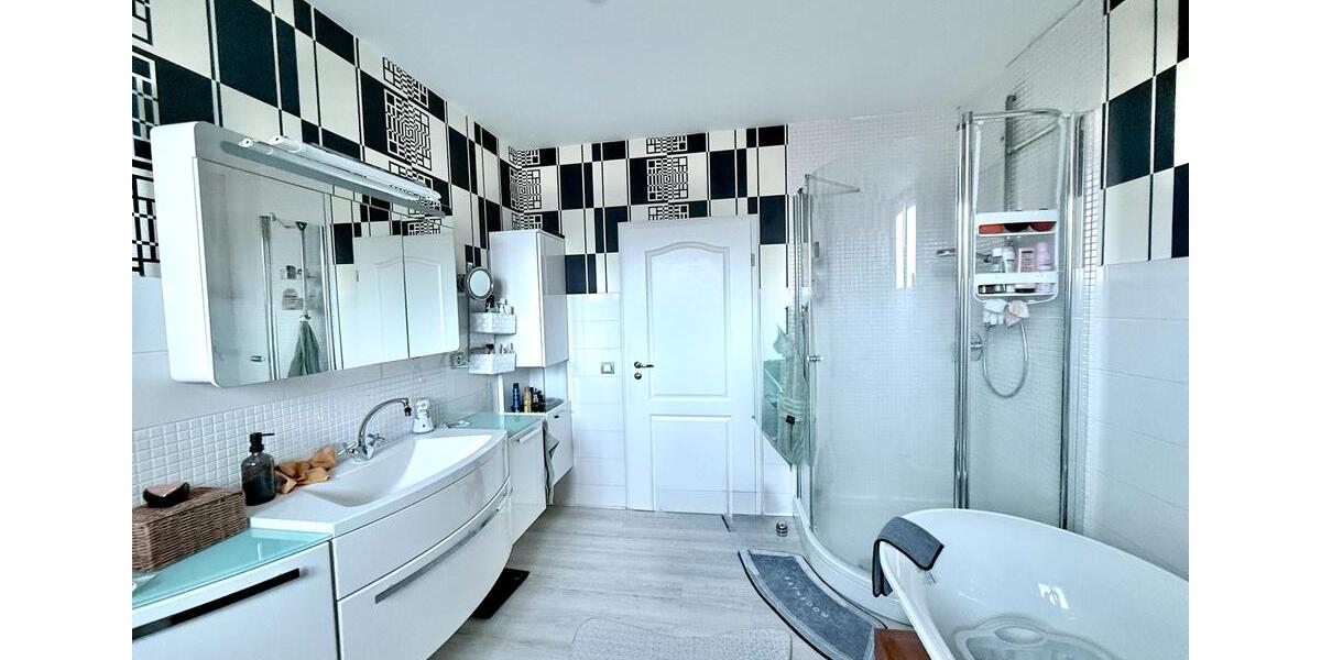 Mehrfamilienhaus, Wohnhaus Velbert - 11 Zimmer, 295 m&sup2;, 560.000&euro; | Angebot:26167210