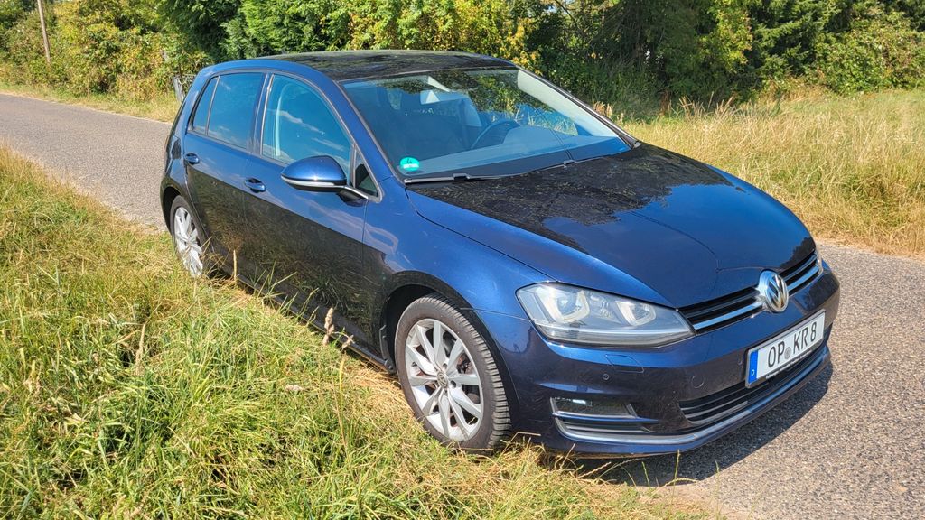 VW Golf 217.000 km 8.900 &euro; Leverkusen 51381